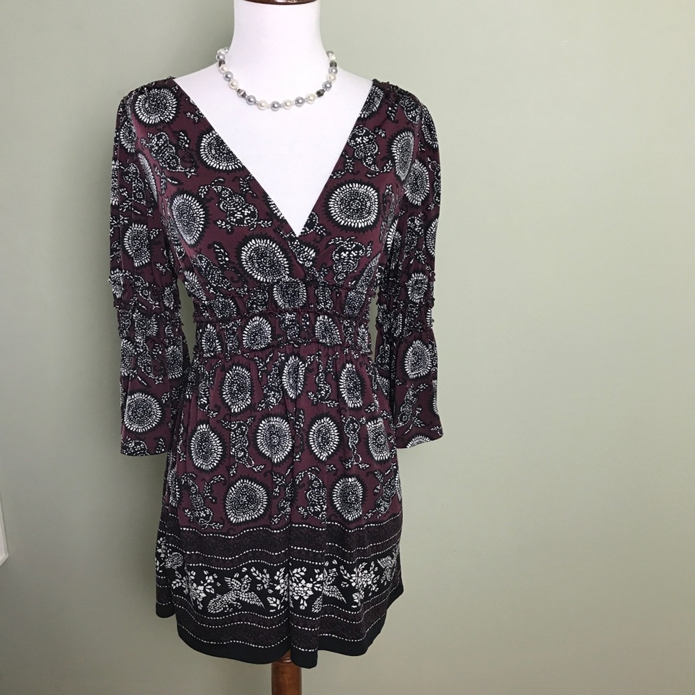 Max Studio Maroon & White V-Neck Tunic, Small